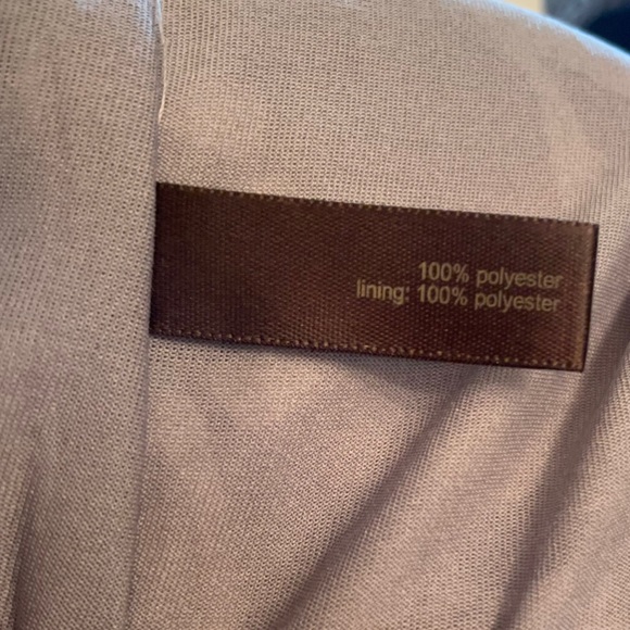 The Limited Gray and White Floral
Dress w/ Yellow Ribbon Belt - Picture 8 of 9